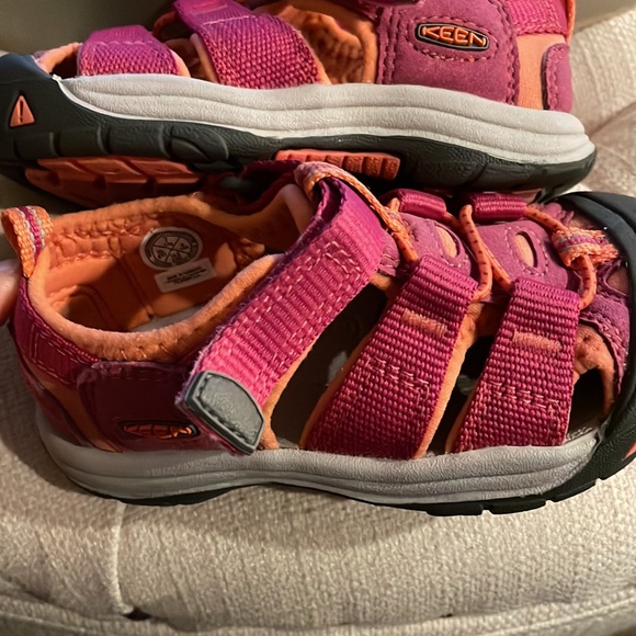 Keens - Picture 8 of 15